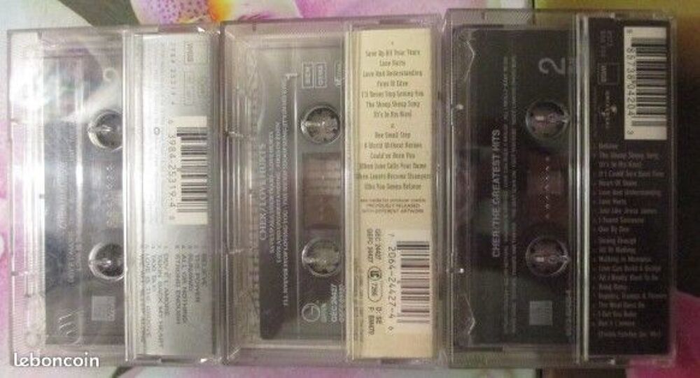 Cassettes audio CHER CD et vinyles