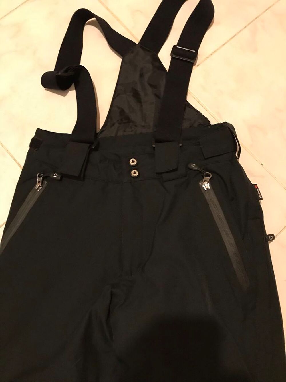 SALOPETTE DE SKI ETIREL Taille 10/12 ans 152 cm NOIRE Sports