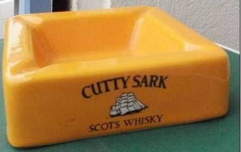 Cendrier Cutty Sark Scots Whisky Castle Ceramics 10 Montauban (82)