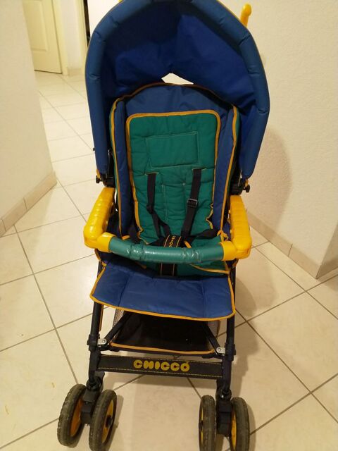 Poussette canne Chicco habillage pluie intgr 30 Pers-Jussy (74)