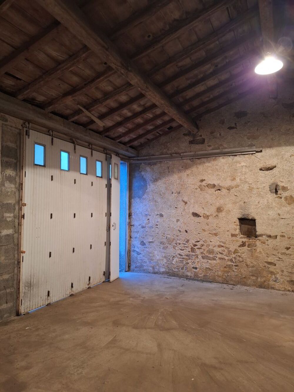 Location Parking/Garage garage Maisdon-sur-sèvre