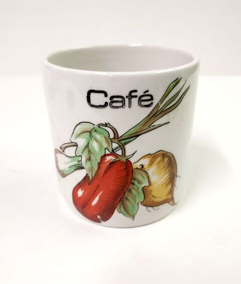 Pot ou tasse  caf 1 Montigny-aux-Amognes (58)