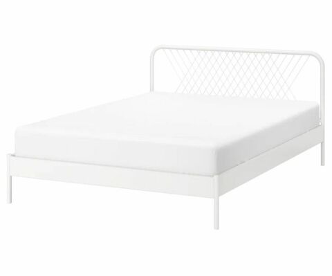 lit Ikea Nesttun 160x200 en acier blanc 120 Saint-Ouen (93)
