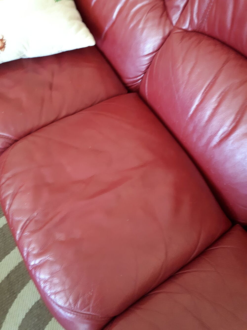 Canap&eacute; et fauteuils en cuir Meubles