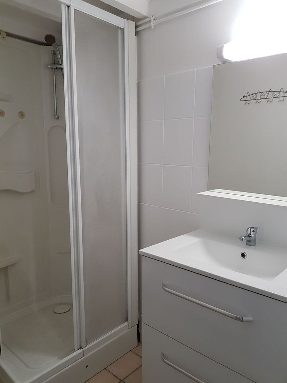 Location Appartement Studio meublé 22m², hypercentre, calme, internet Reims