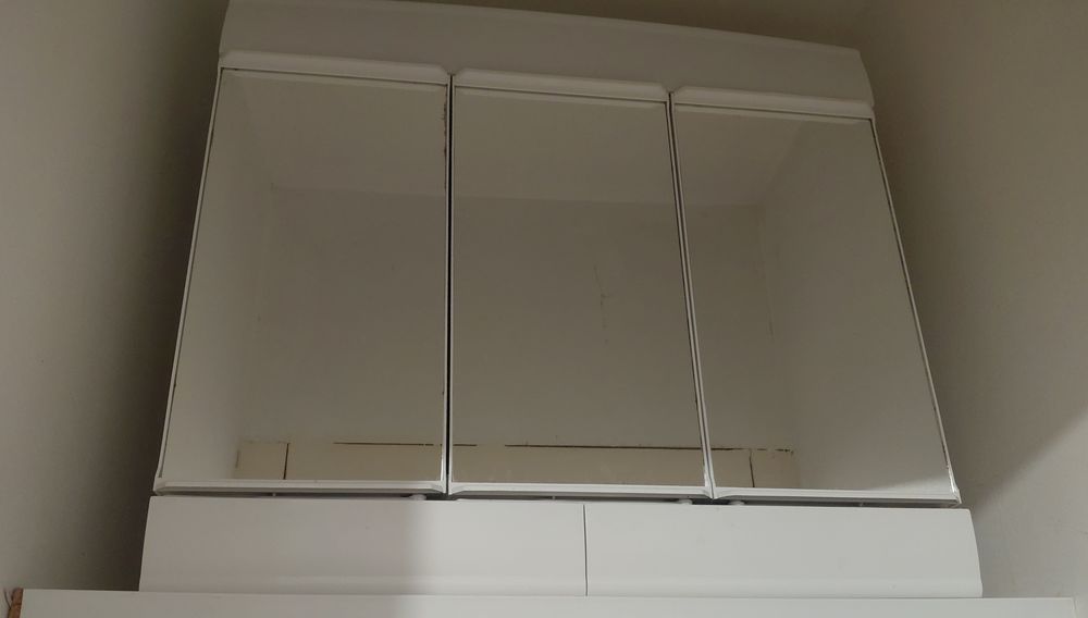 Armoire triple miroirs Meubles