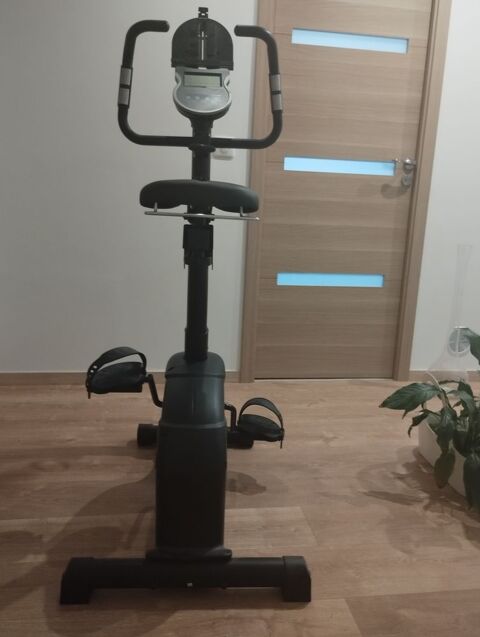 Vlo d'appartement Crane fitness trs stable, 40 Chreng (59)