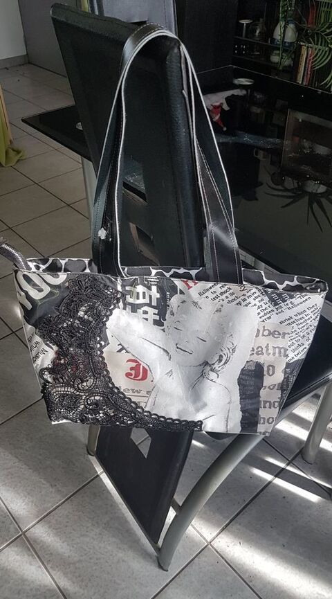 Sac  mains Marilyn Monroe, modle de sac unique, vintage 35 Agde (34)