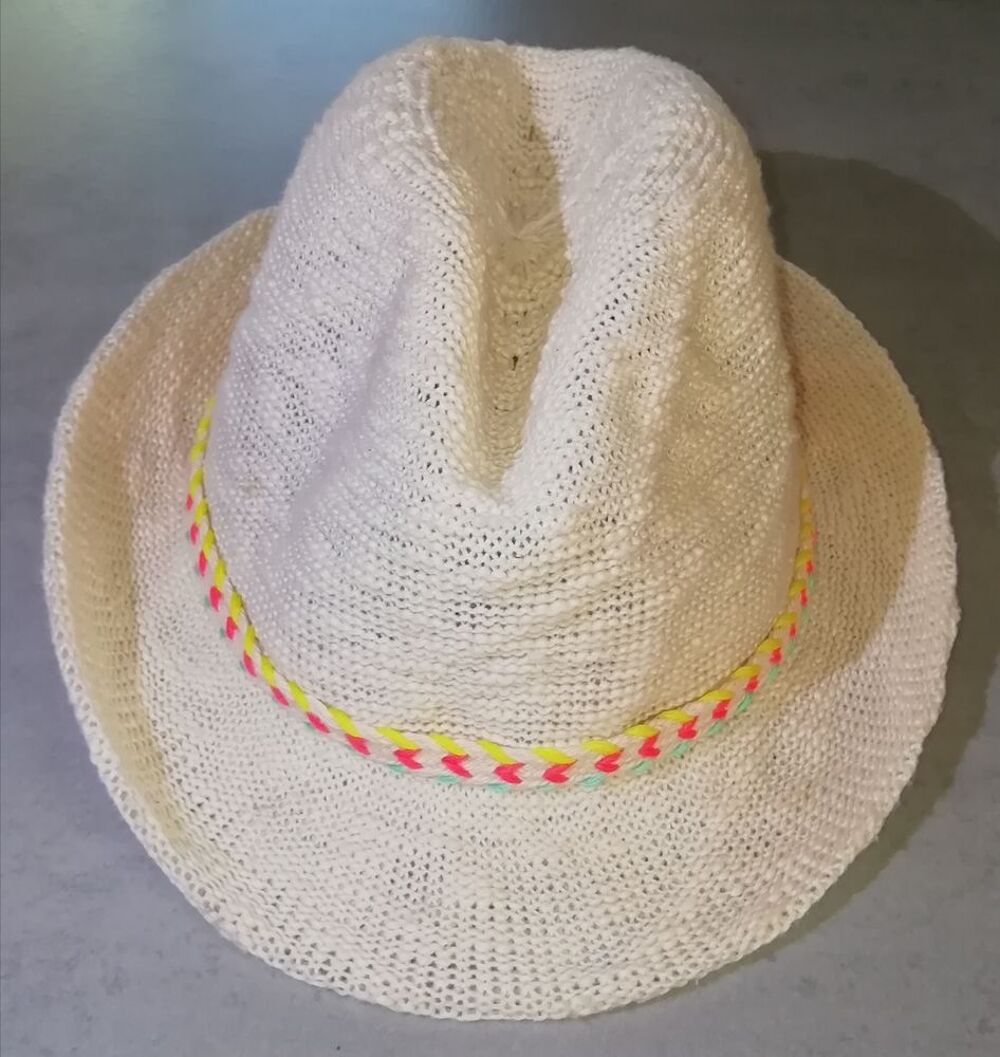 Chapeau Zara Vêtements
