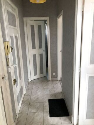 Location Appartement APPARTEMENT T2 MEUBLE LUMINEUX Troyes