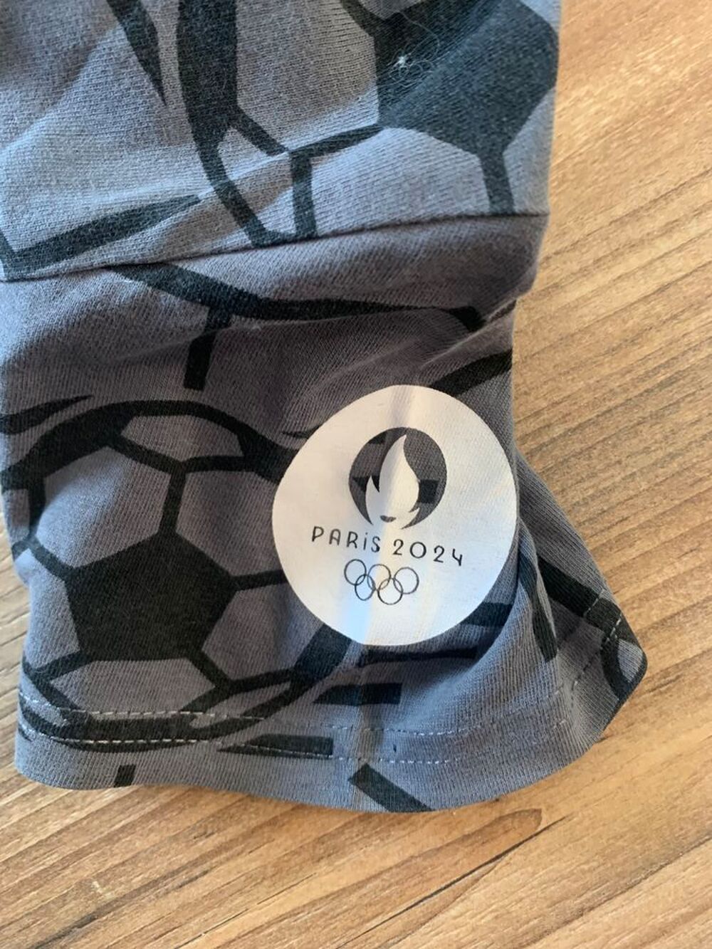 Tee shirt enfant gar&ccedil;on football " JO Paris 202 Vêtements enfants
