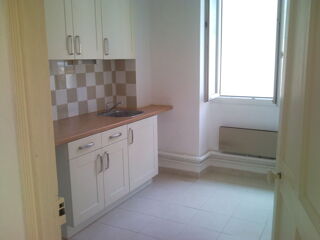  Appartement à vendre 2 pièces 45 m² Avignon