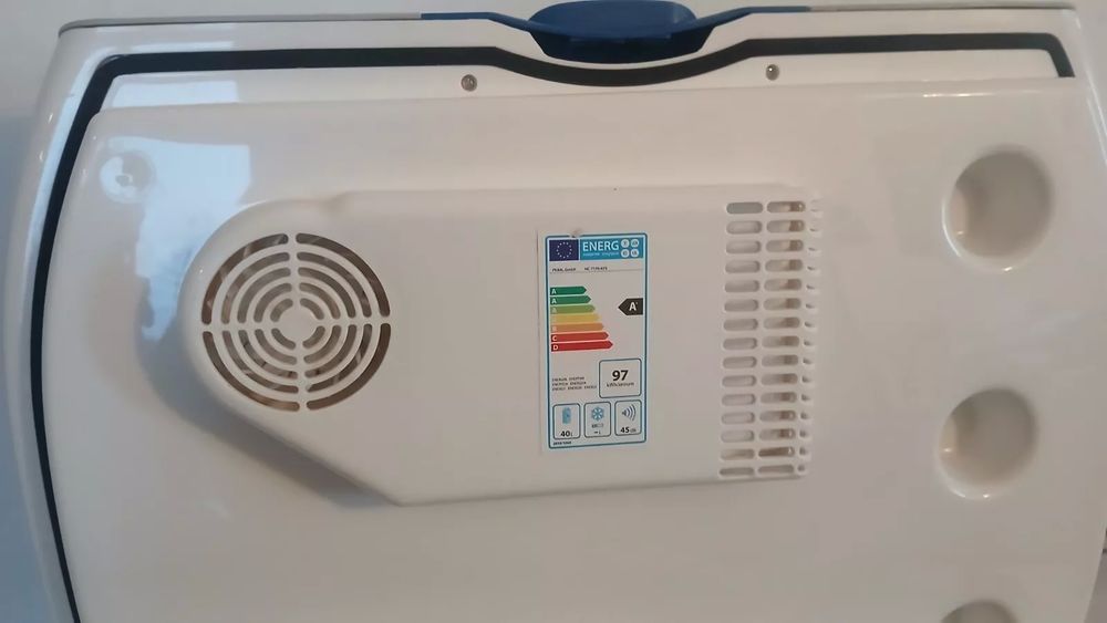 Mini-r&eacute;frig&eacute;rateur 12 V / 230 V Electroménager