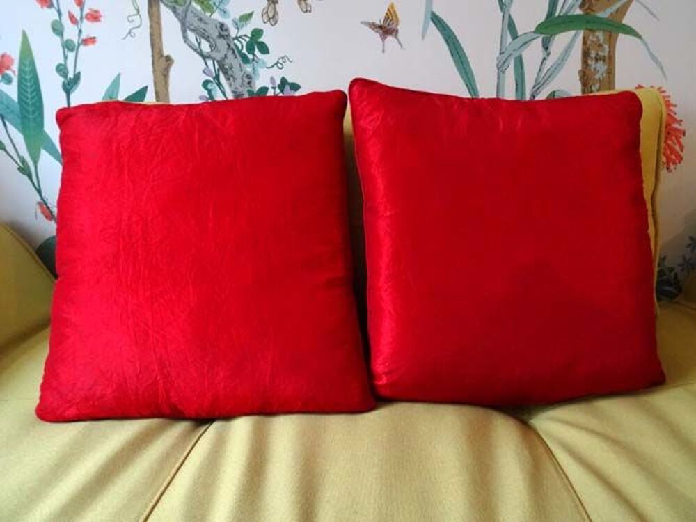 Coussins avec house 45 x 43cm, lot de 2 TBE Décoration