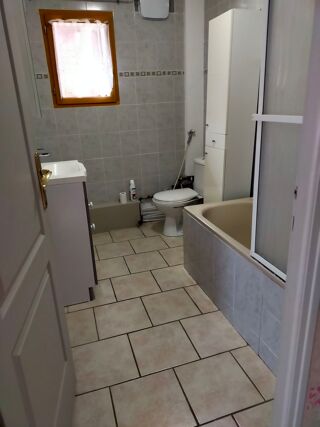  Appartement � louer 3 pi�ces 46 m� La comp�te