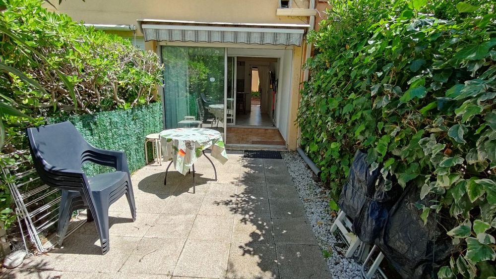 Vente Appartement LE CAP D'AGDE: LA CLAPE rez de jardin avec jardin STUDIO + PARKING / Loggia SUD/OUEST Le cap d agde