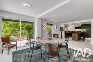  Maison à vendre 9 pièces 243 m²
