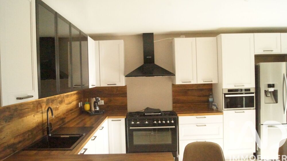 vente Maison - 3 pi�ce(s) - 91 m� Saint-Victor (03410)