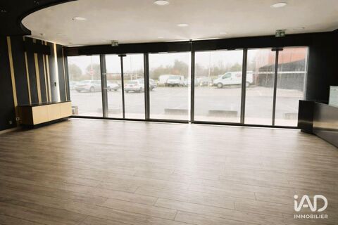   Location Boutique/Local commercial 144 m&sup2; 