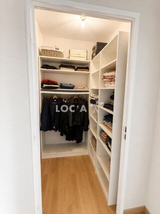  Appartement à louer 3 pièces 66 m²