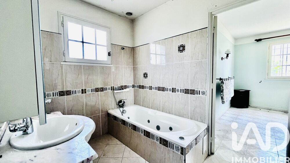 à vendre  Maison Saint-Raphaël (83700)
