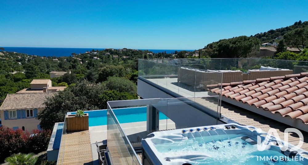 Vente Maison Vente Maison d'architecte 7 pièces Cavalaire-sur-mer