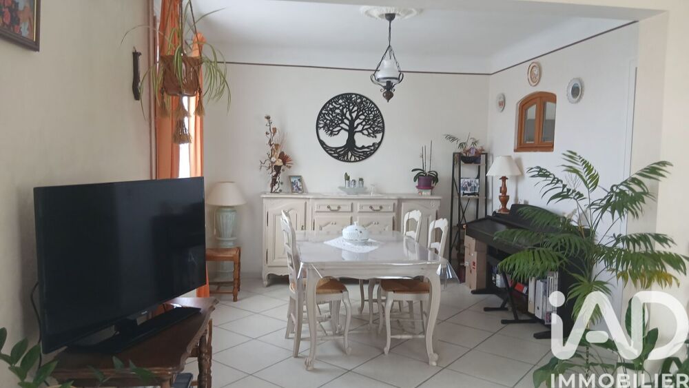 Vente Maison Vente Maison/villa 5 pièces Saint-jean-de-beugné