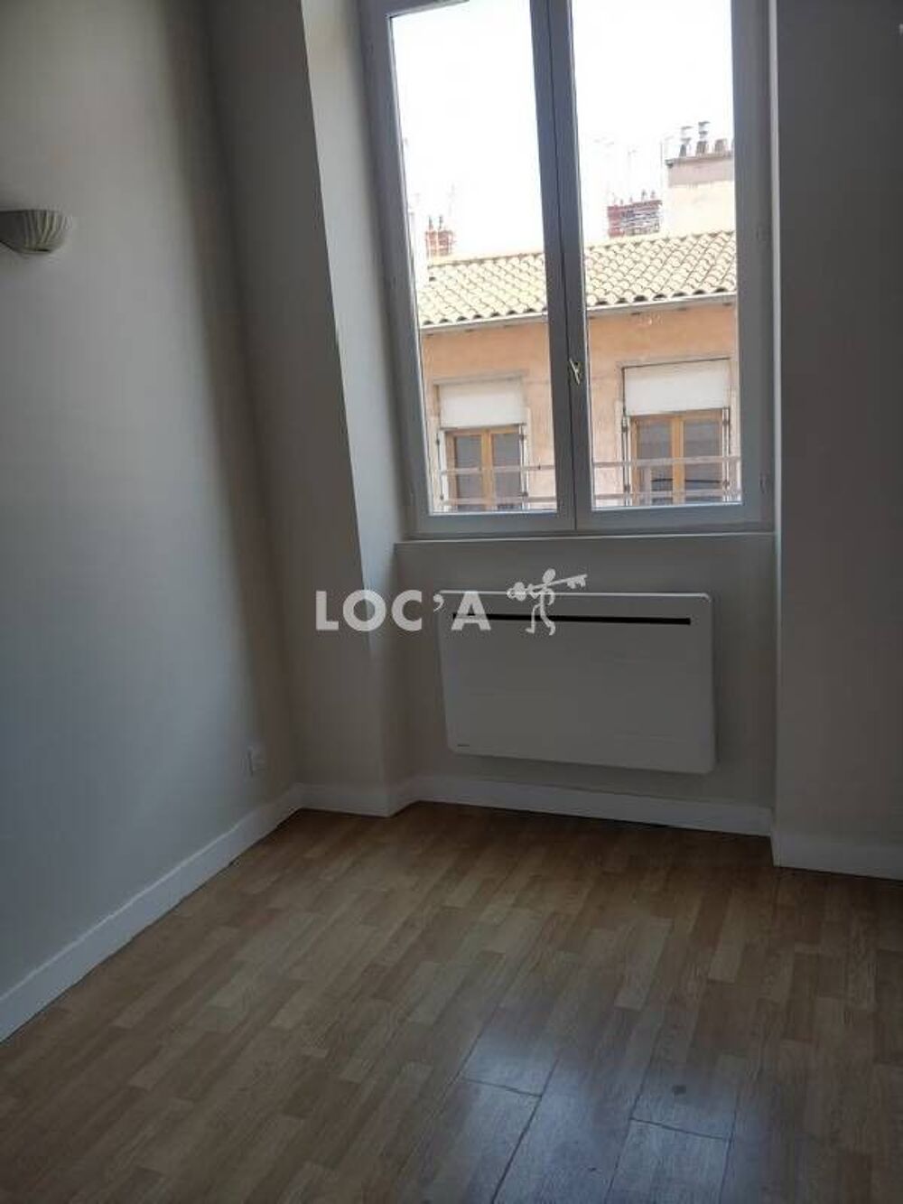 905€CC / Mois A SAISIR !! CROIX ROUSSE LYON 4ème, T1bis....