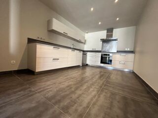  Maison à louer 4 pièces 106 m²