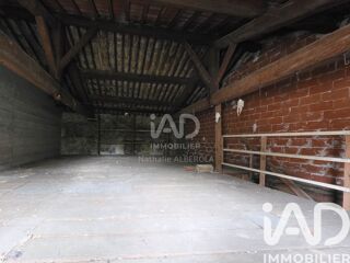  Parking / Garage à vendre 160 m²