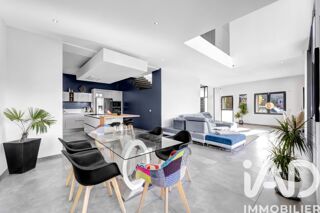  Maison à vendre 6 pièces 322 m²
