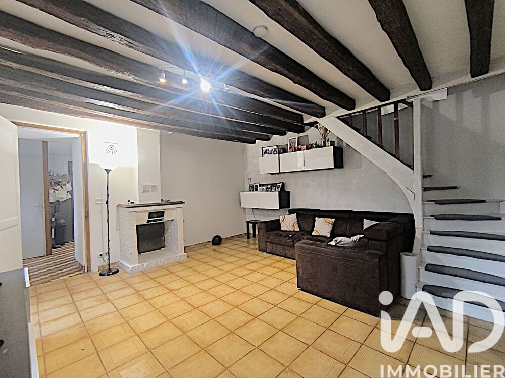 Vente Maison Vente Maison de village 6 pièces La celle-sur-morin