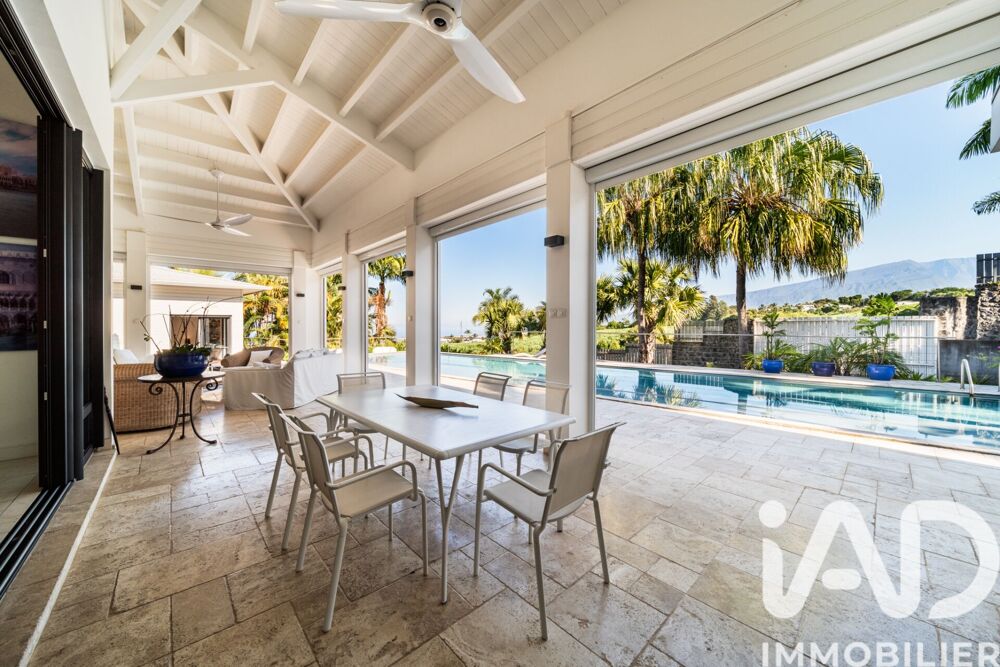 vente Maison - 8 pièce(s) - 385 m² Saint-Pierre (97410)