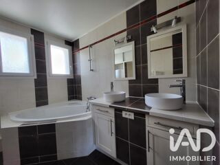  Appartement à louer 4 pièces 67 m²