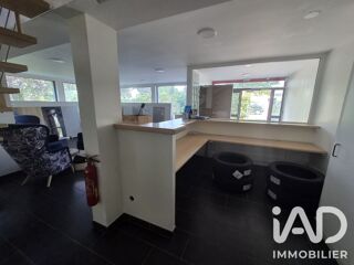  Immeuble à vendre 3340 m²