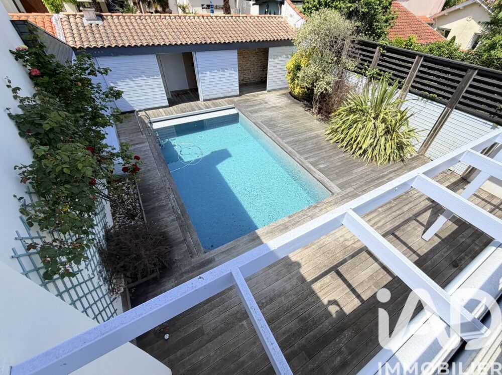 à vendre  Maison La Rochelle (17000)
