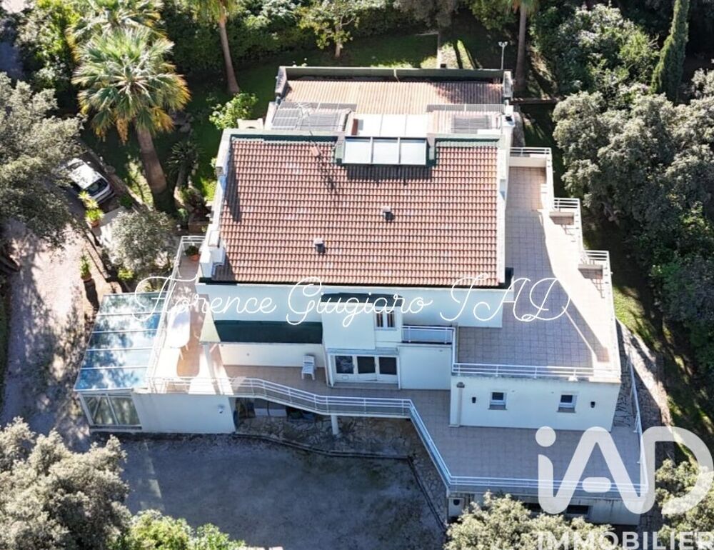 Vente Maison Vente Maison traditionnelle 8 pièces Sanary-sur-mer