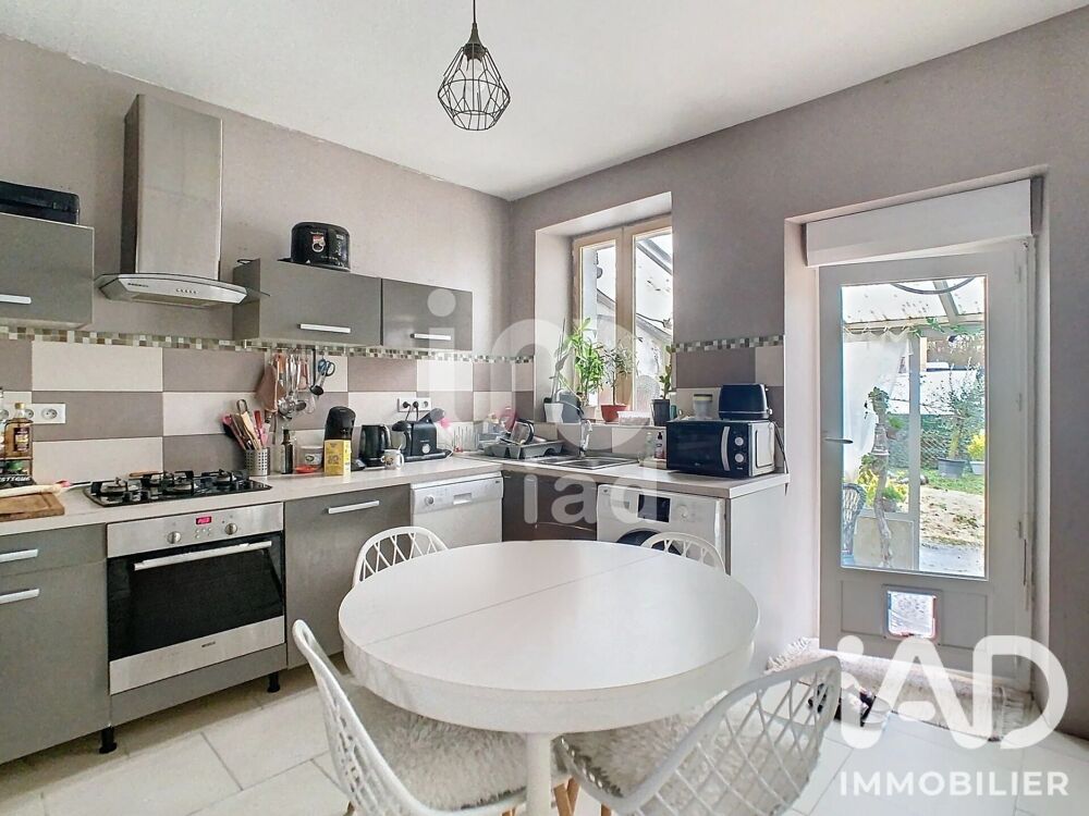 Vente Maison Vente Maison de ville 7 pièces Fère-champenoise