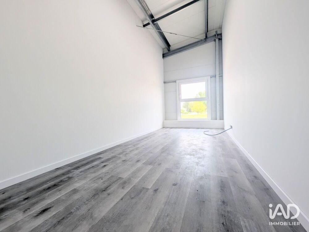   Location Bureaux 225 m&sup2; Bertrange