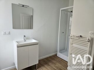  Appartement à louer 3 pièces 91 m²