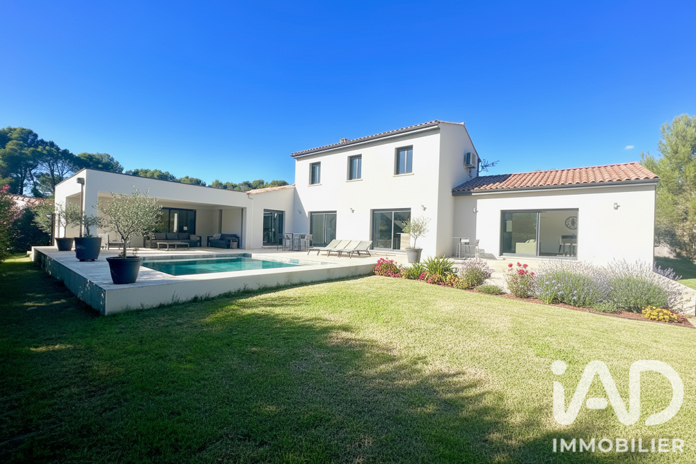 à vendre  Maison Uchaux (84100)