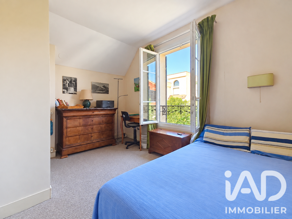 à vendre  Maison Suresnes (92150)