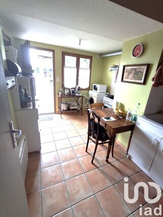  Immeuble � vendre 215 m�