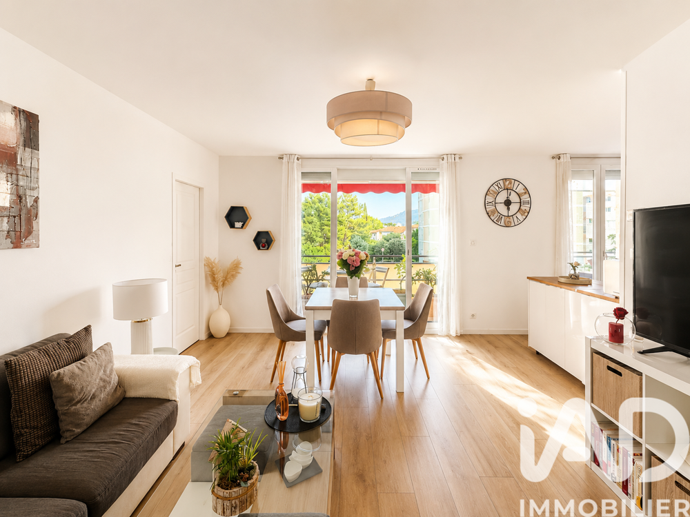 vente Appartement - 4 pièce(s) - 74 m² Aubagne (13400)