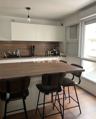  Appartement à louer 3 pièces 72 m²