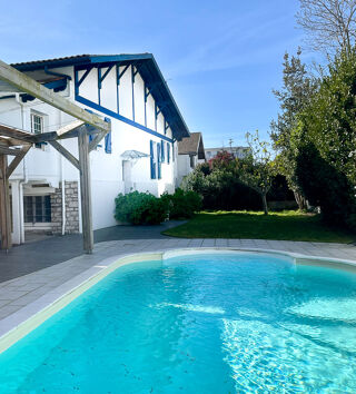 Maison 9 pièces 250 m² · à Bayonne · 250 m² · 1 050 000 €