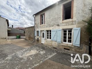 Vente Maison Vente Maison de village 6 pièces Saint-maixent-de-beugné
