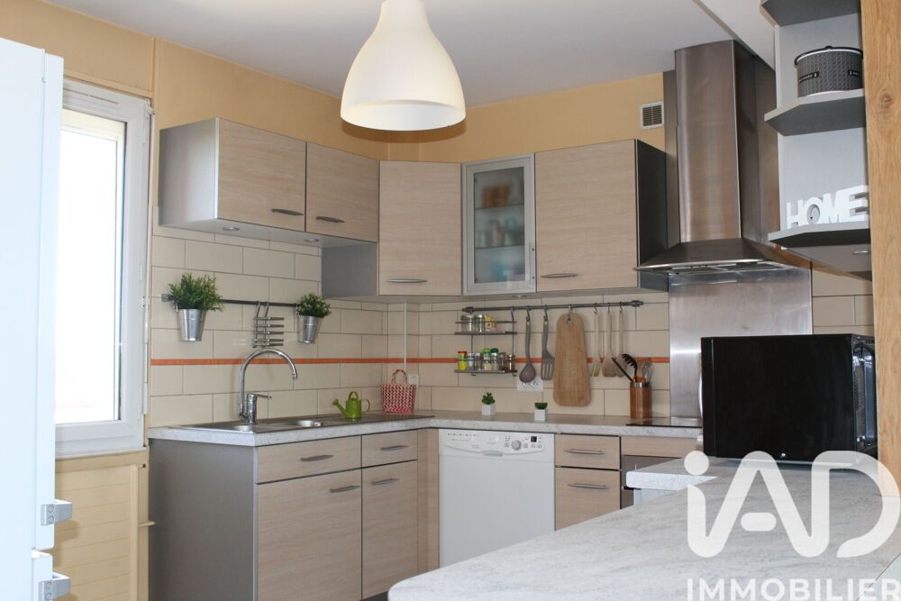 vente Appartement - 4 pièce(s) - 83 m² Varennes-Vauzelles (58640)
