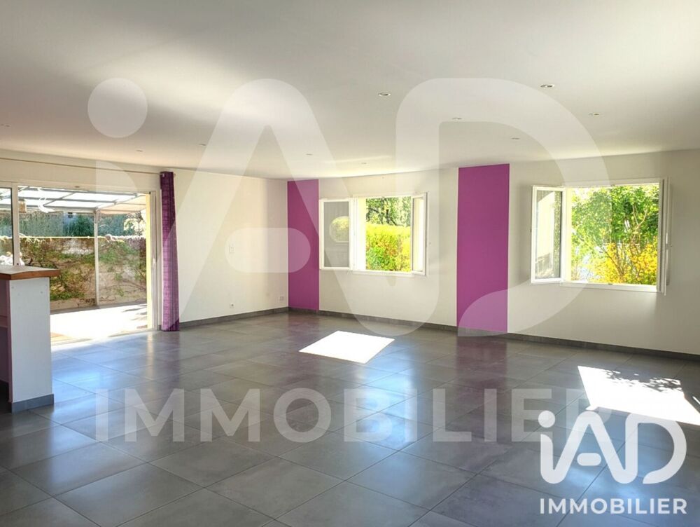 Vente Maison Vente Pavillon 4 pièces Vitrac-saint-vincent
