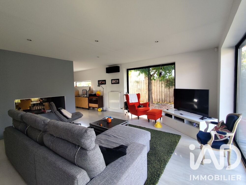 Vente Maison Vente Maison d'architecte 6 pièces Ambarès-et-lagrave
